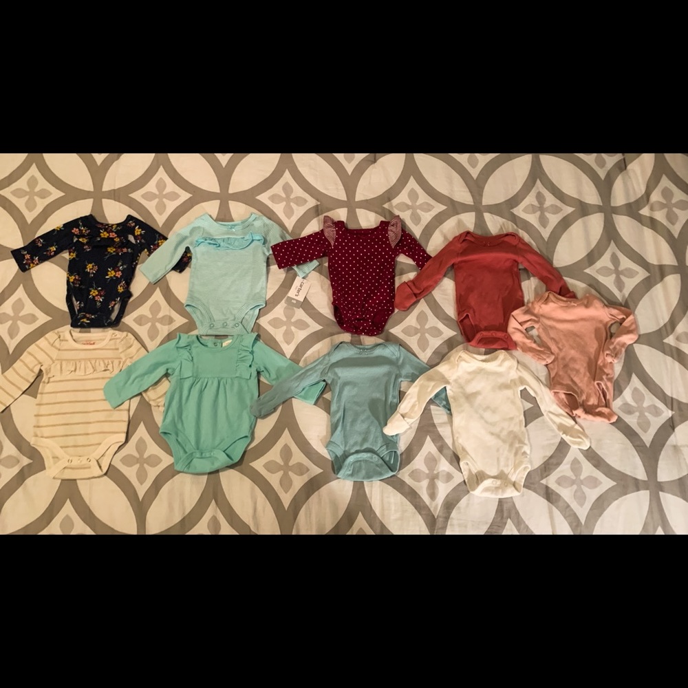 9 Newborn Girl Bodysuits